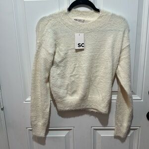 Crop top sweater by SO Goods for life